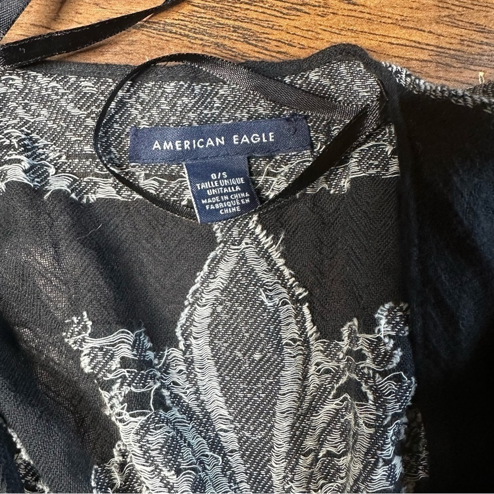 American Eagle Aztec Open Cardigan Shawl - Picture 2 of 4